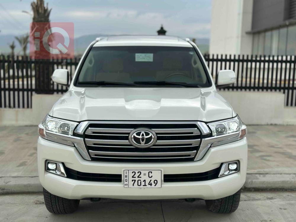 تويوتا لاندكروزر